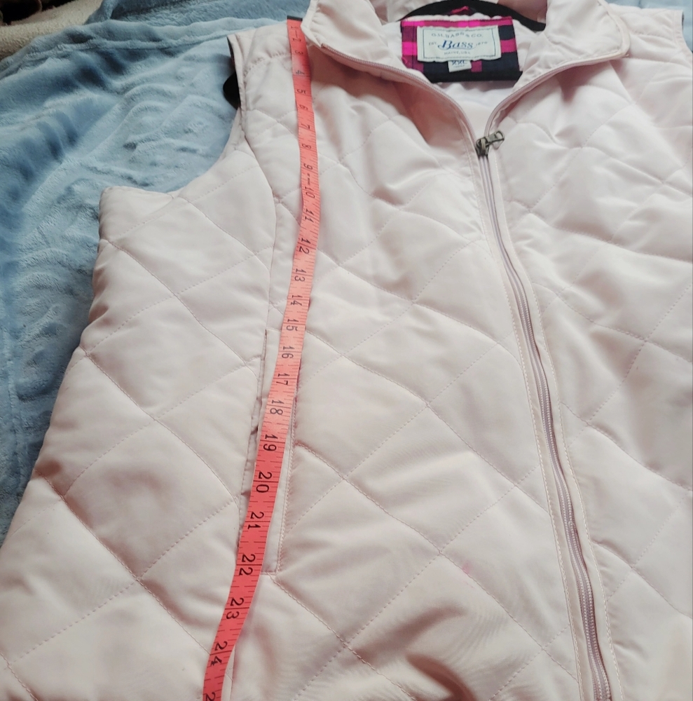 G.H. Bass & Co. Pink Quilted Vest - Picture 4 of 4